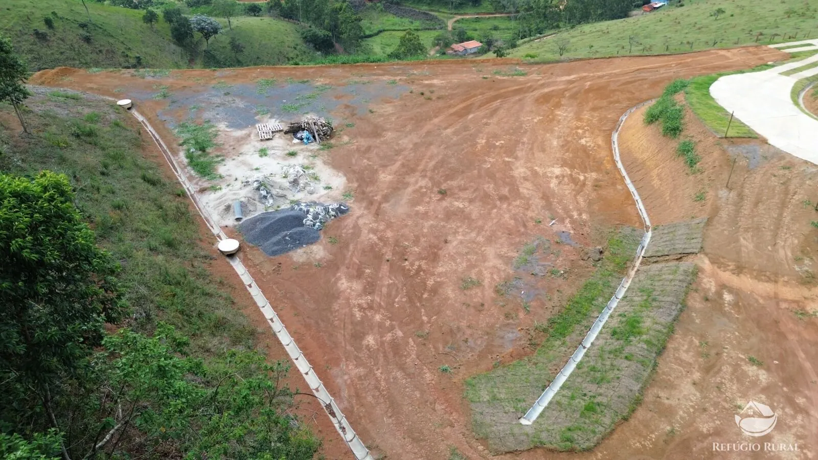Sítio à venda de 8 ha em São José dos Campos, SP, Brasil