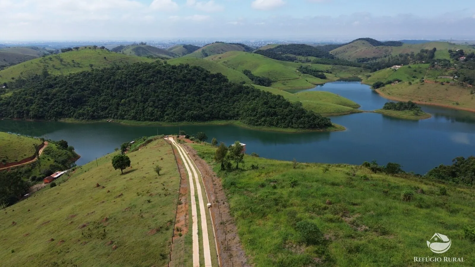Sítio à venda de 8 ha em São José dos Campos, SP, Brasil