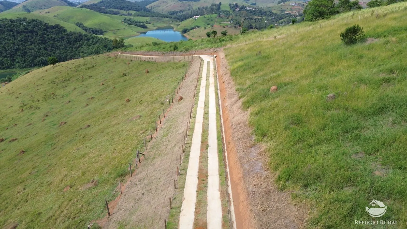 Sítio à venda de 8 ha em São José dos Campos, SP, Brasil