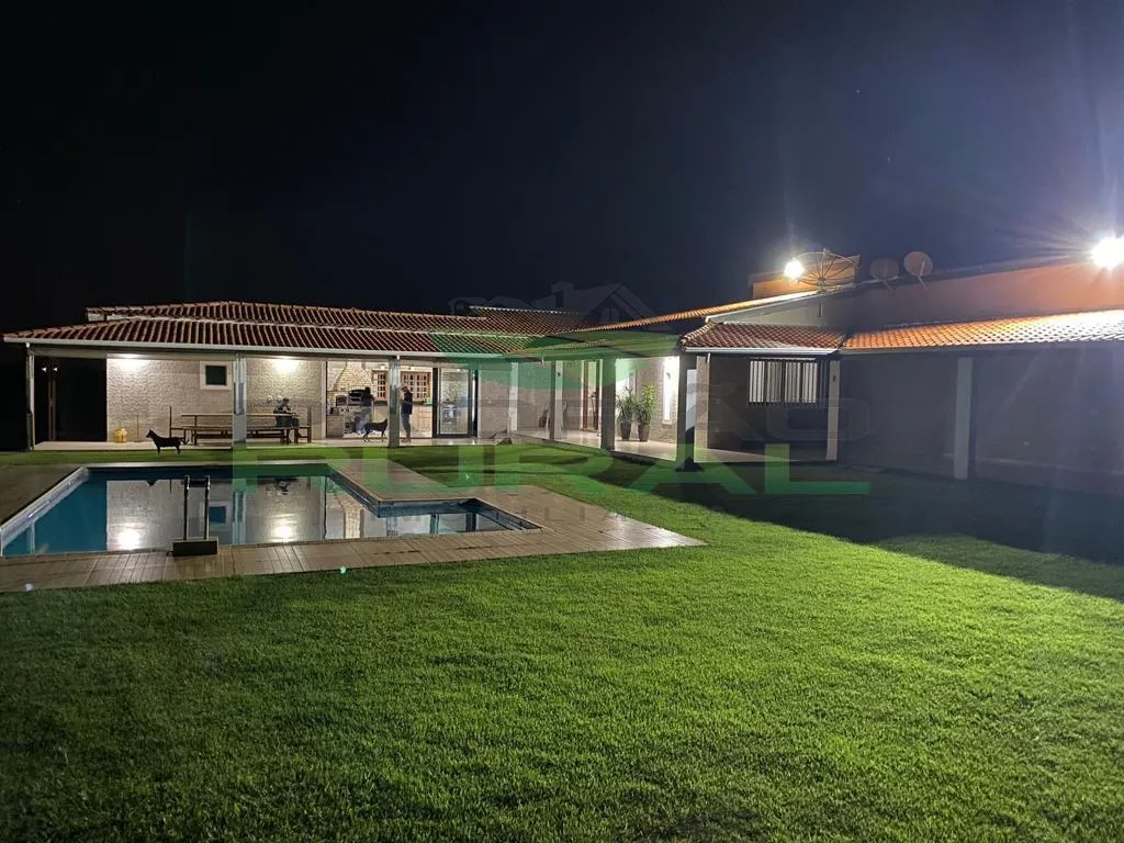Chácara à venda de 4.600 m² em Quadra, SP, Brasil