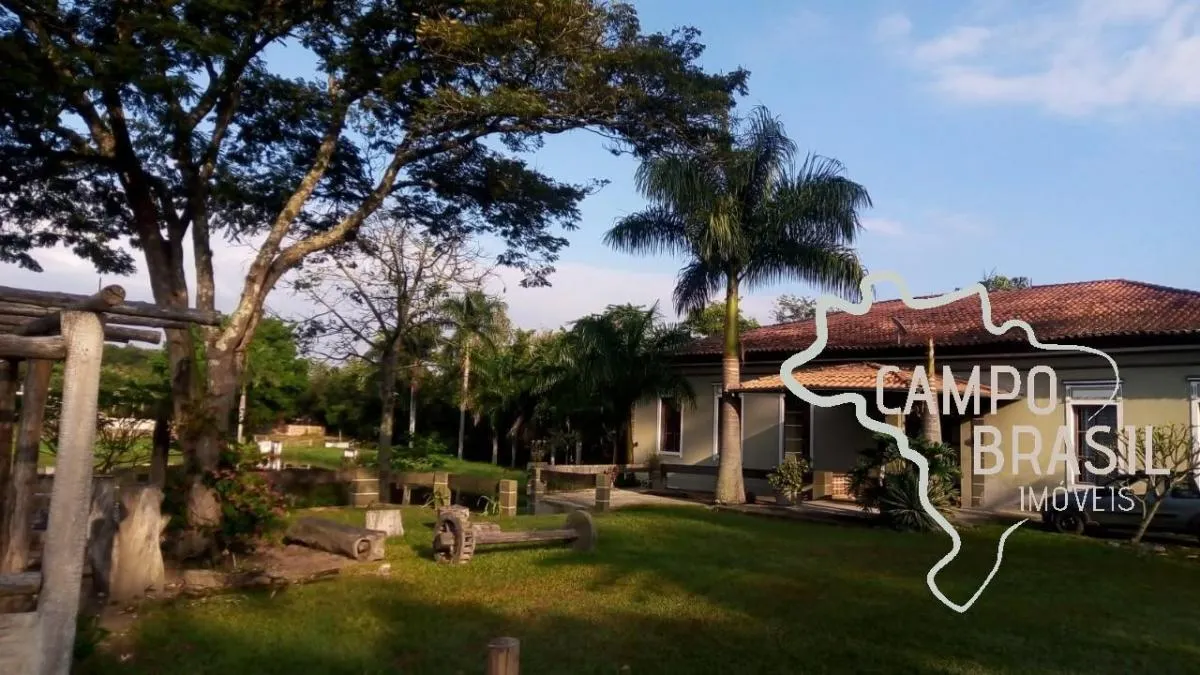 Sítio à venda de 5 ha em Cachoeira Paulista, SP, Brasil