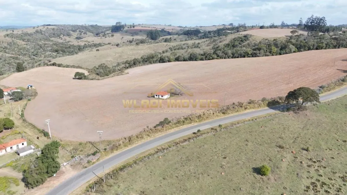 Sítio à venda de 48 ha em São Miguel Arcanjo, SP, Brasil