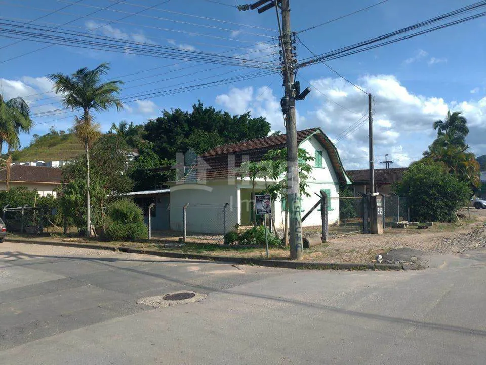 Casa à venda de 570 m² em Brusque, SC, Brasil