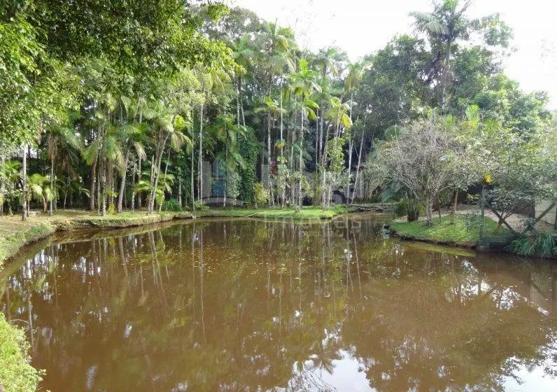Casa à venda de 2 ha em Guabiruba, SC, Brasil