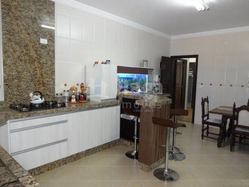 Casa à venda de 2 ha em Guabiruba, SC, Brasil