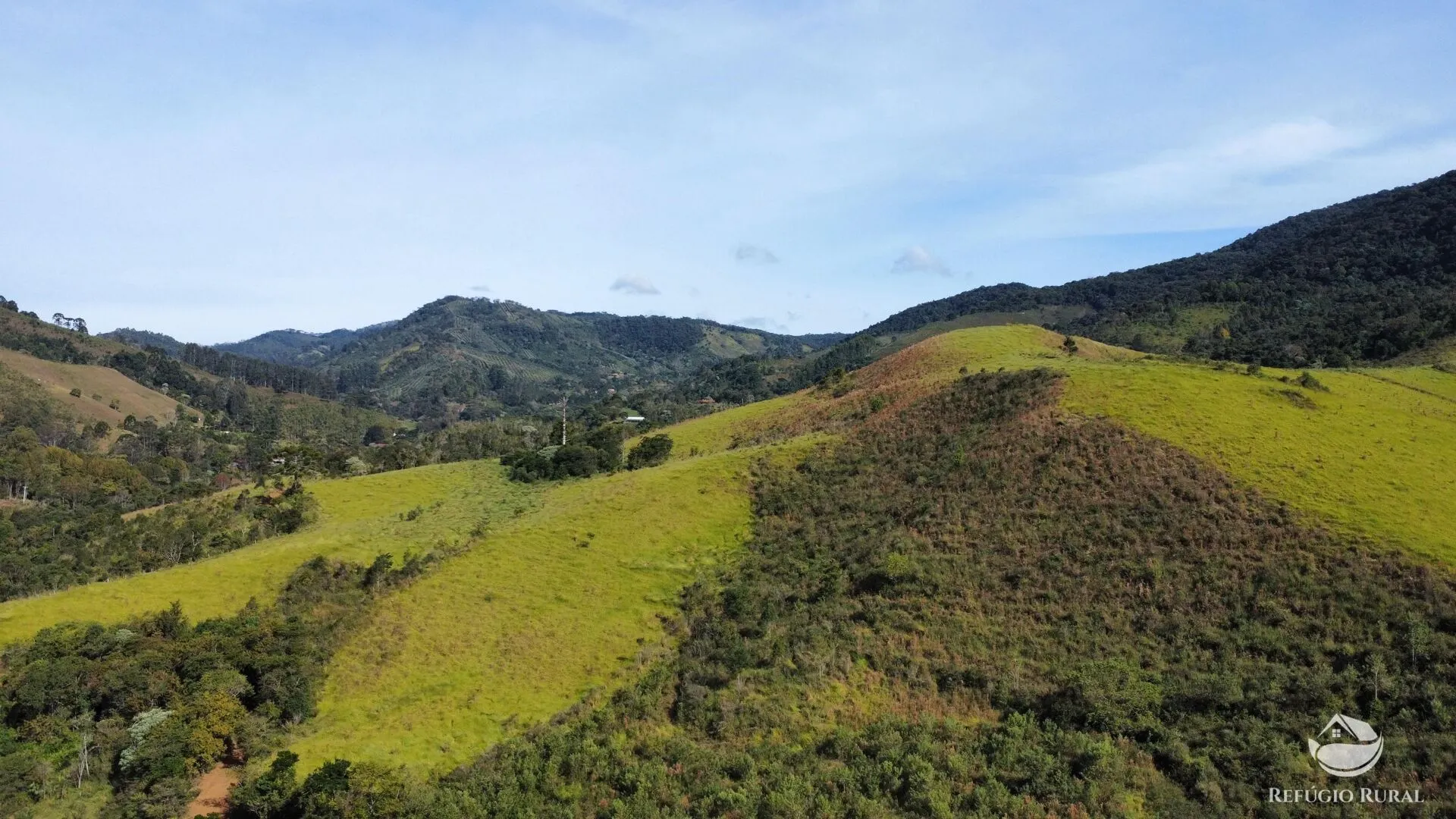 Fazenda à venda de 96 ha em Sapucaí-Mirim, MG, Brasil