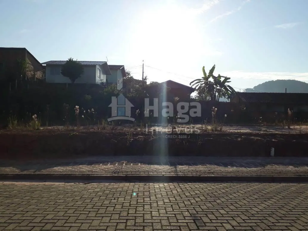 Terreno à venda de 301 m² em Guabiruba, SC, Brasil
