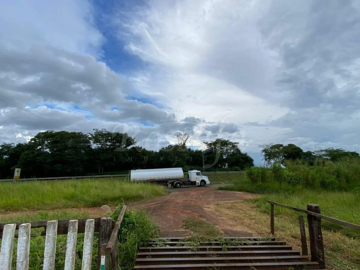 Sítio à venda de 10 ha em Três Fronteiras, SP, Brasil