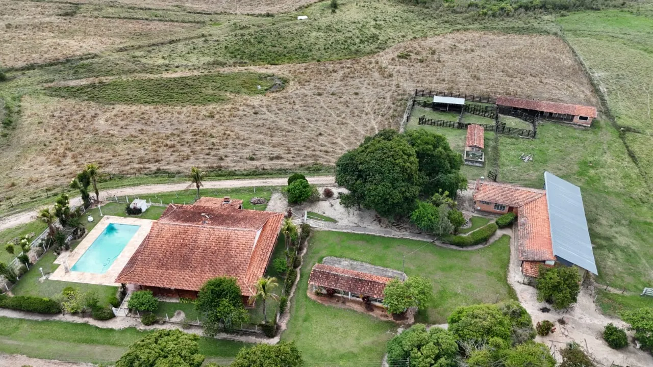 Fazenda à venda de 74 ha em Capela do Alto, SP, Brasil