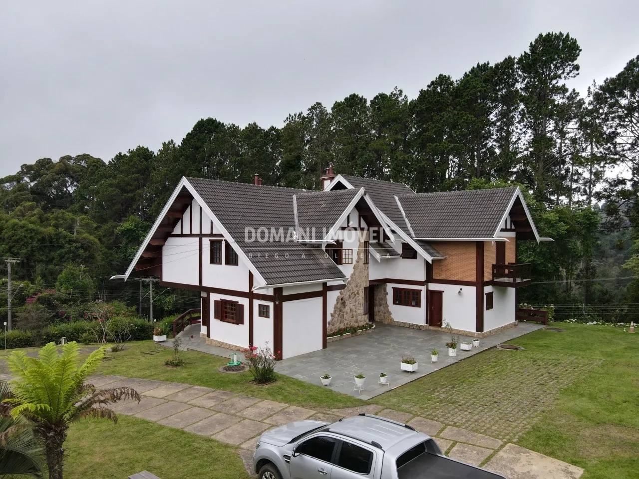 Pousada à venda de 2.580 m² em Campos do Jordão, SP, Brasil