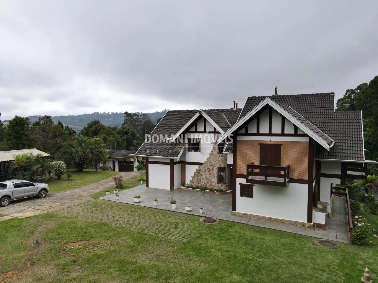 Pousada à venda de 2.580 m² em Campos do Jordão, SP, Brasil