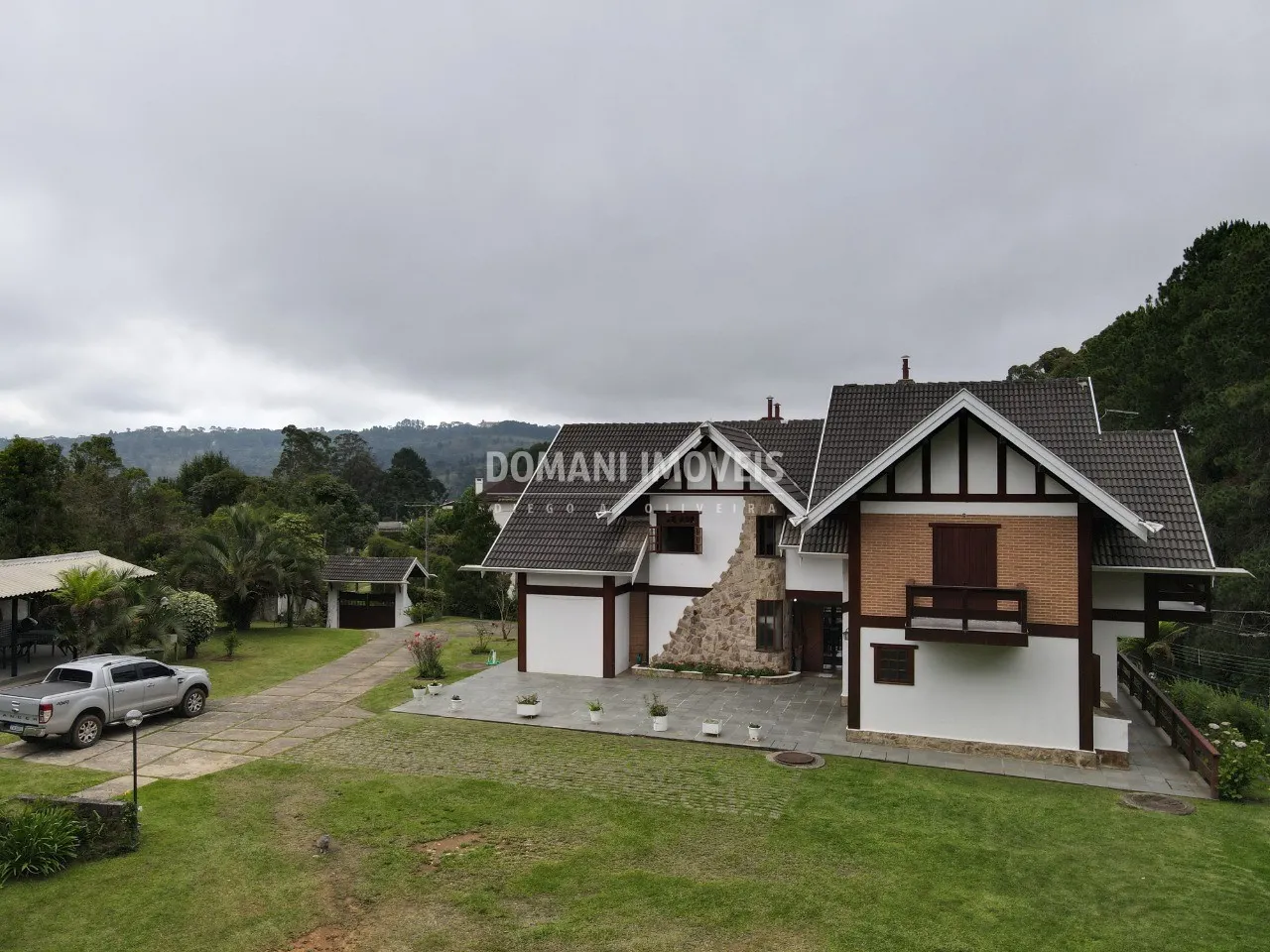 Pousada à venda de 2.580 m² em Campos do Jordão, SP, Brasil