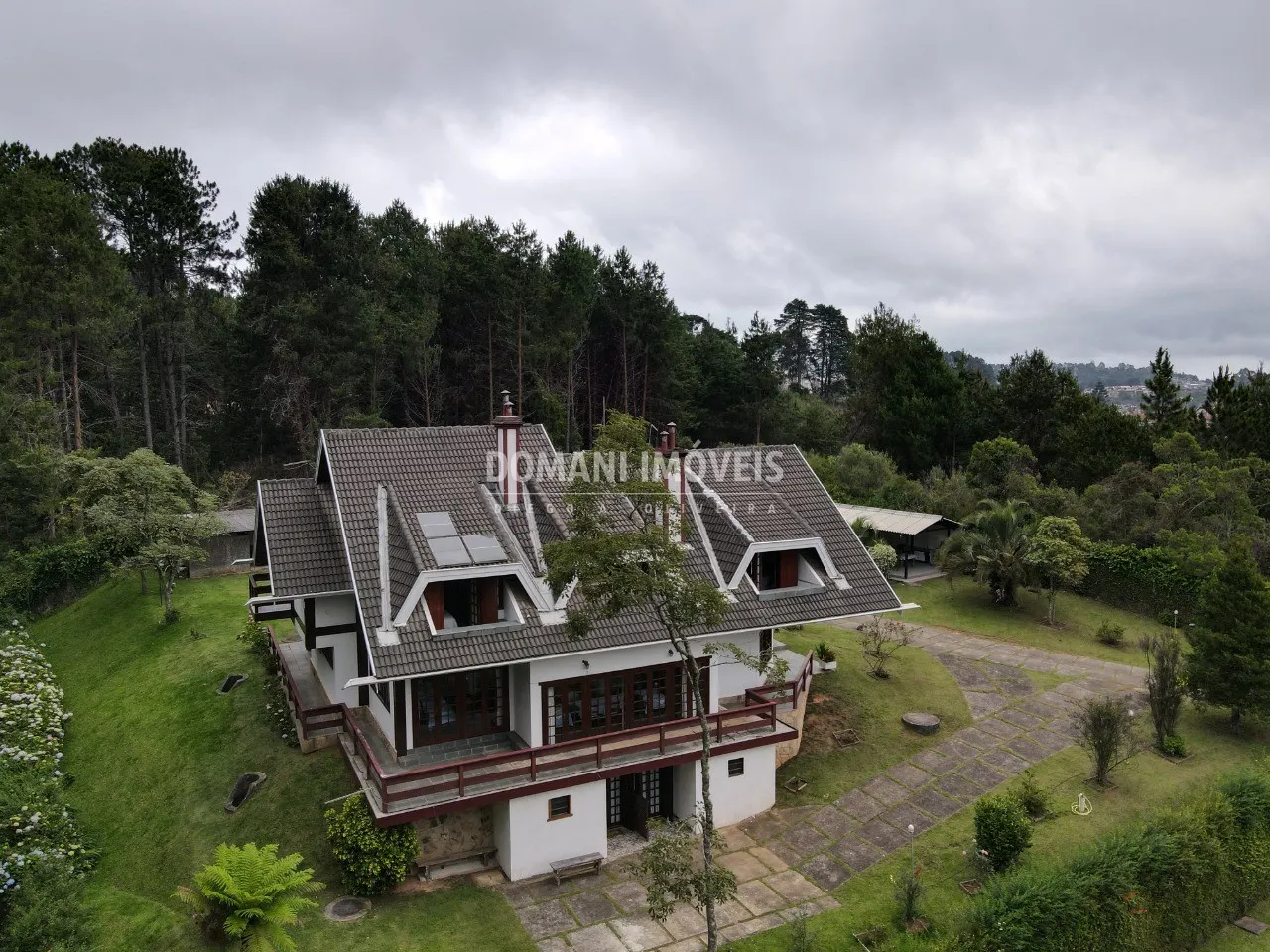 Pousada à venda de 2.580 m² em Campos do Jordão, SP, Brasil