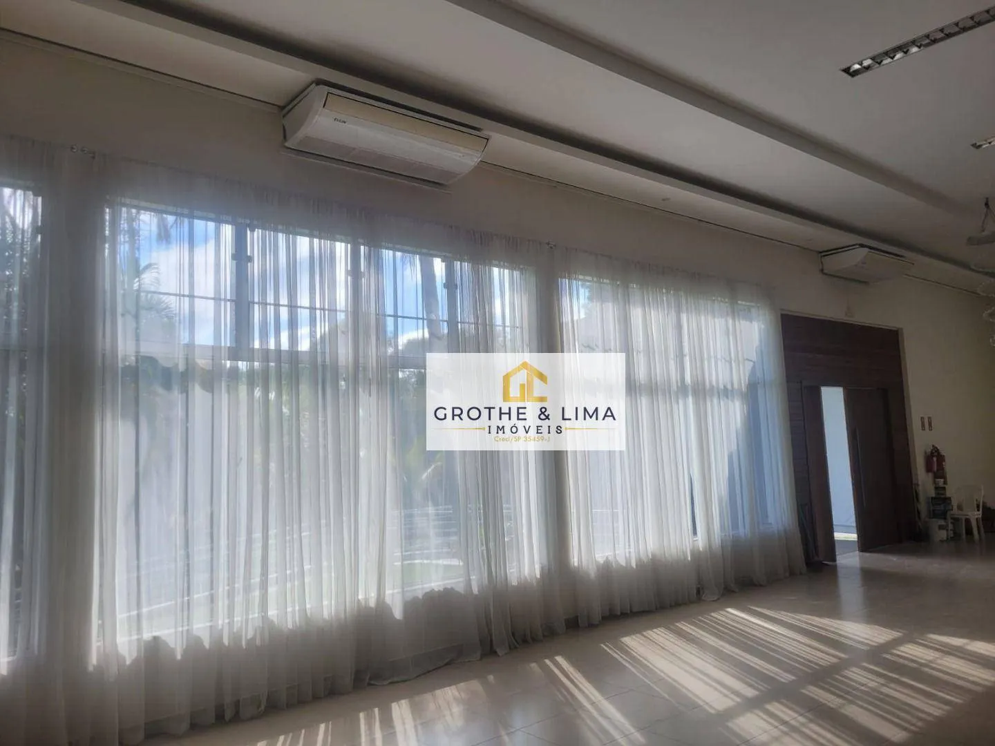 Chácara à venda de 9.700 m² em São José dos Campos, SP, Brasil