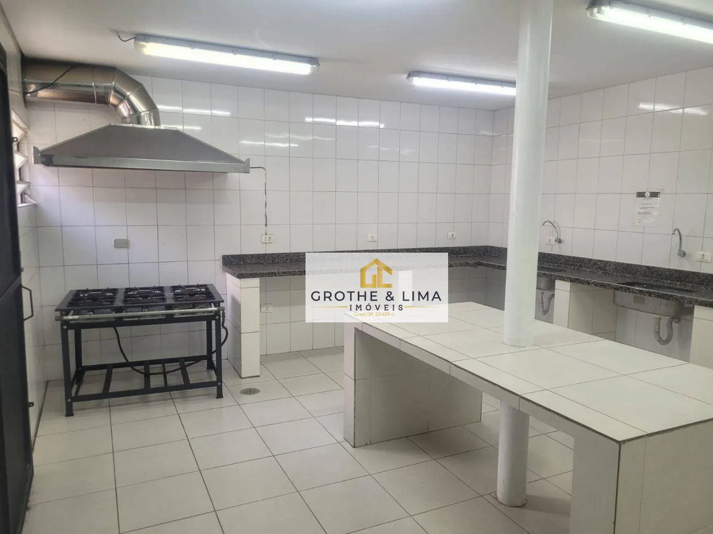 Chácara à venda de 9.700 m² em São José dos Campos, SP, Brasil