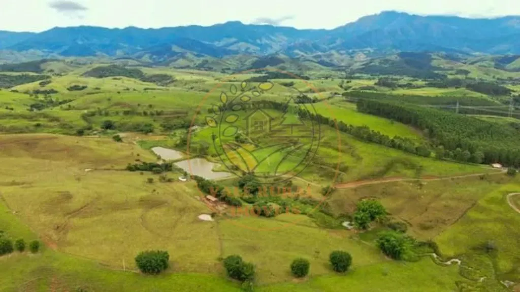 Fazenda à venda de 77 ha em Cachoeira Paulista, SP, Brasil