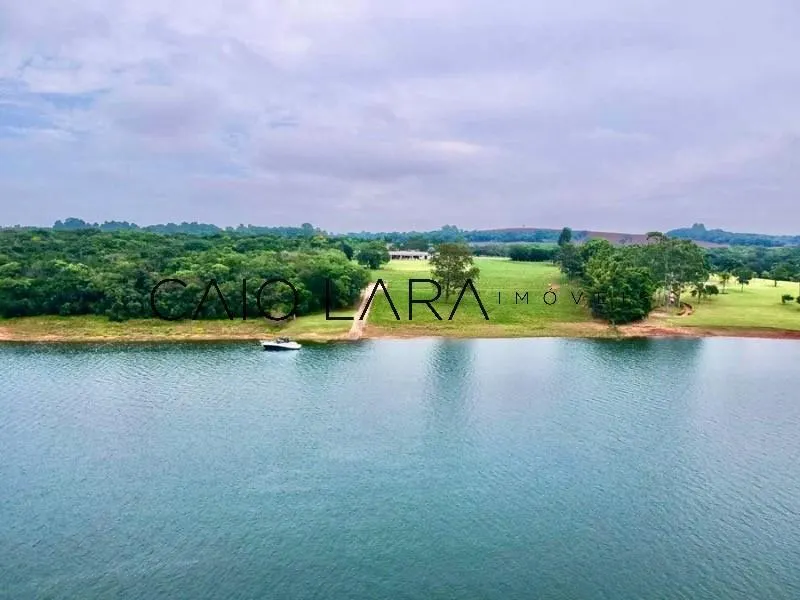Sítio à venda de 19 ha em Avaré, SP, Brasil