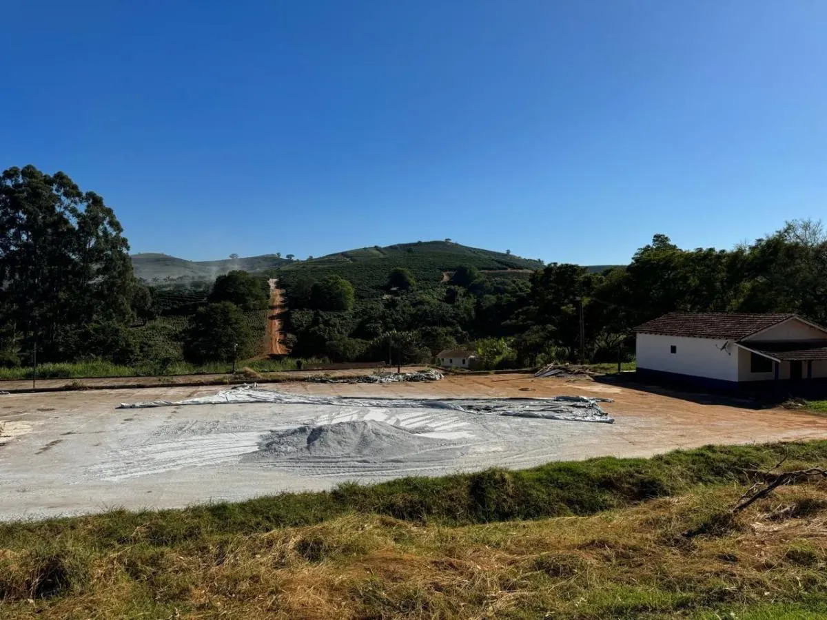 Fazenda à venda de 402 ha em Caconde, SP, Brasil