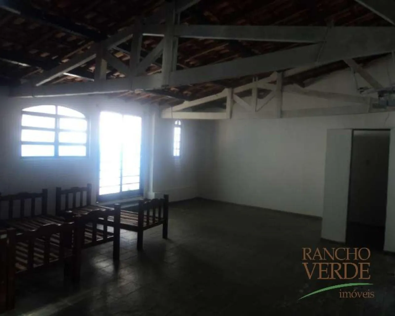 Cabana à venda de 3 ha em Jambeiro, SP, Brasil