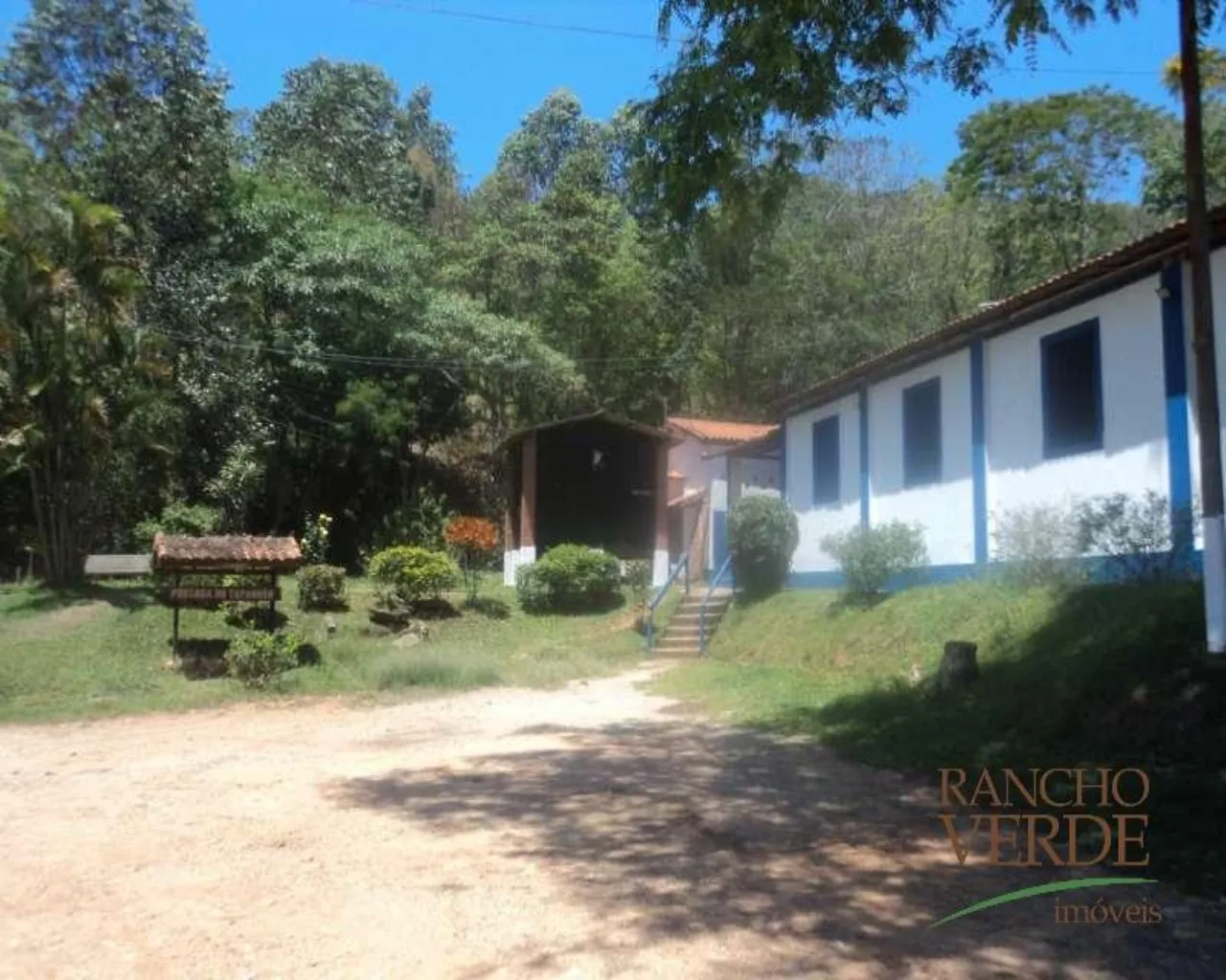 Cabana à venda de 3 ha em Jambeiro, SP, Brasil