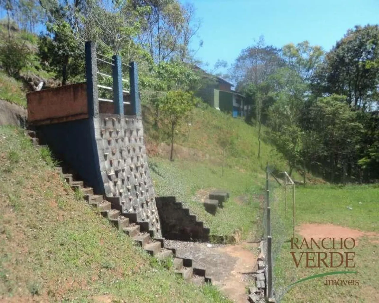 Cabana à venda de 3 ha em Jambeiro, SP, Brasil