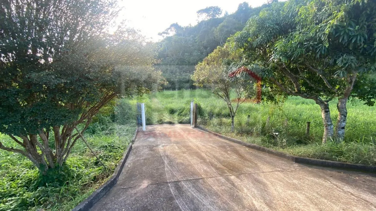Sítio à venda de 5 ha em Taubaté, SP, Brasil