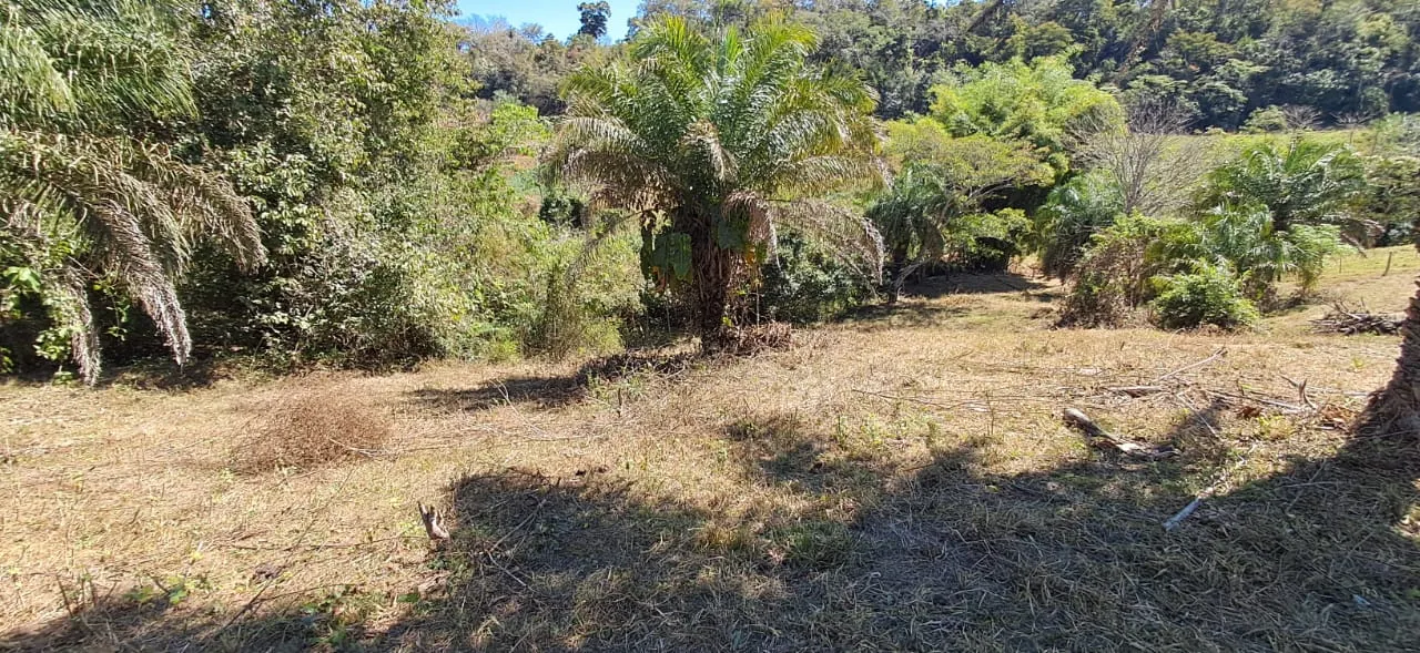 Chácara à venda de 2 ha em Chapada dos Guimarães, MT, Brasil