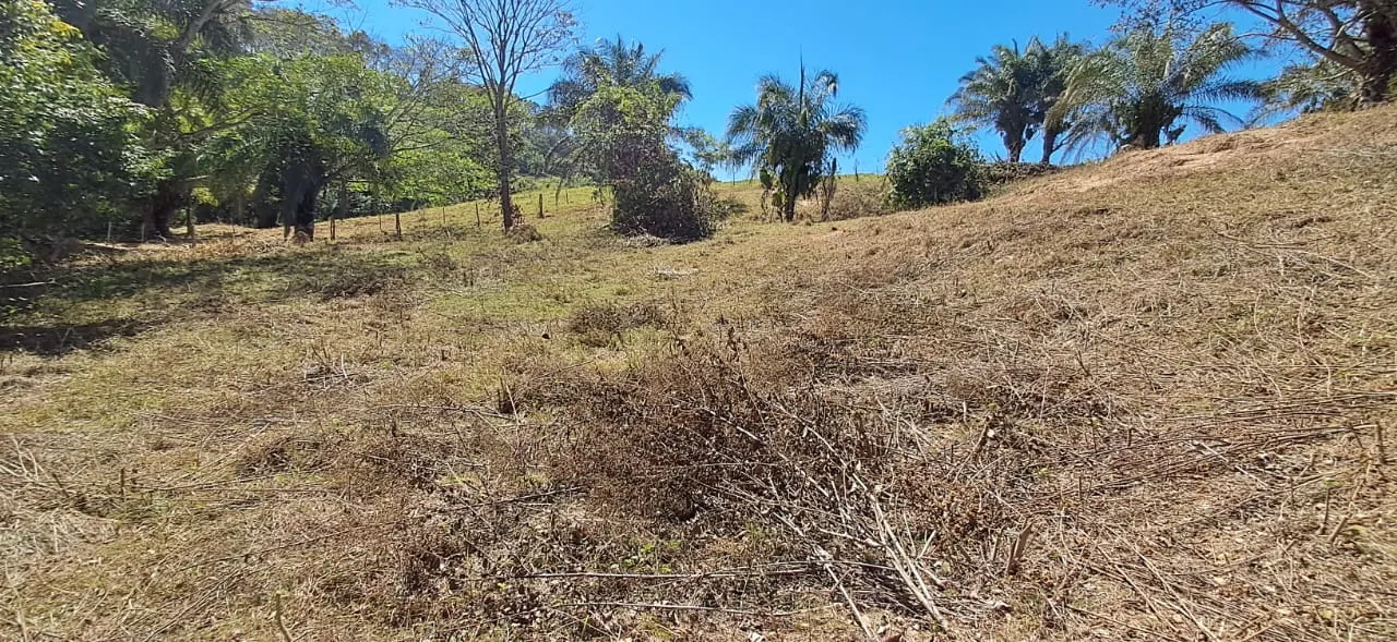 Chácara à venda de 2 ha em Chapada dos Guimarães, MT, Brasil