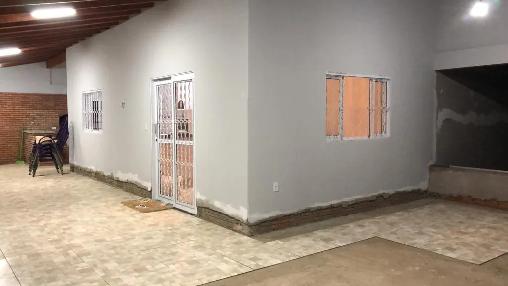 Fazenda à venda e para Arrendar de 883 ha em Ribas do Rio Pardo, MS, Brasil