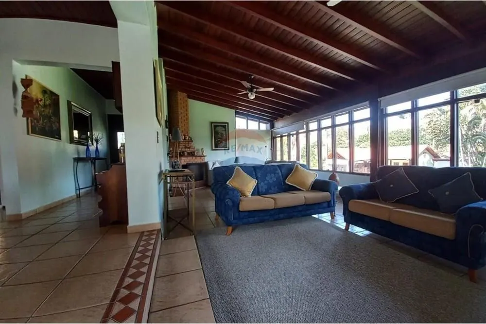 Chácara à venda de 6.000 m² em Guararema, SP, Brasil