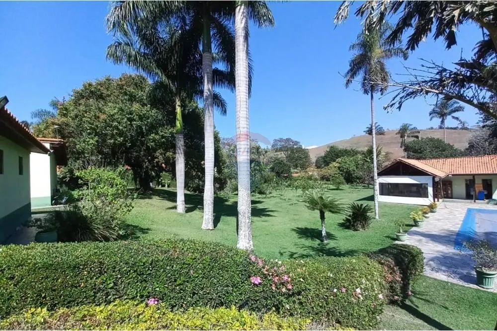 Chácara à venda de 6.000 m² em Guararema, SP, Brasil