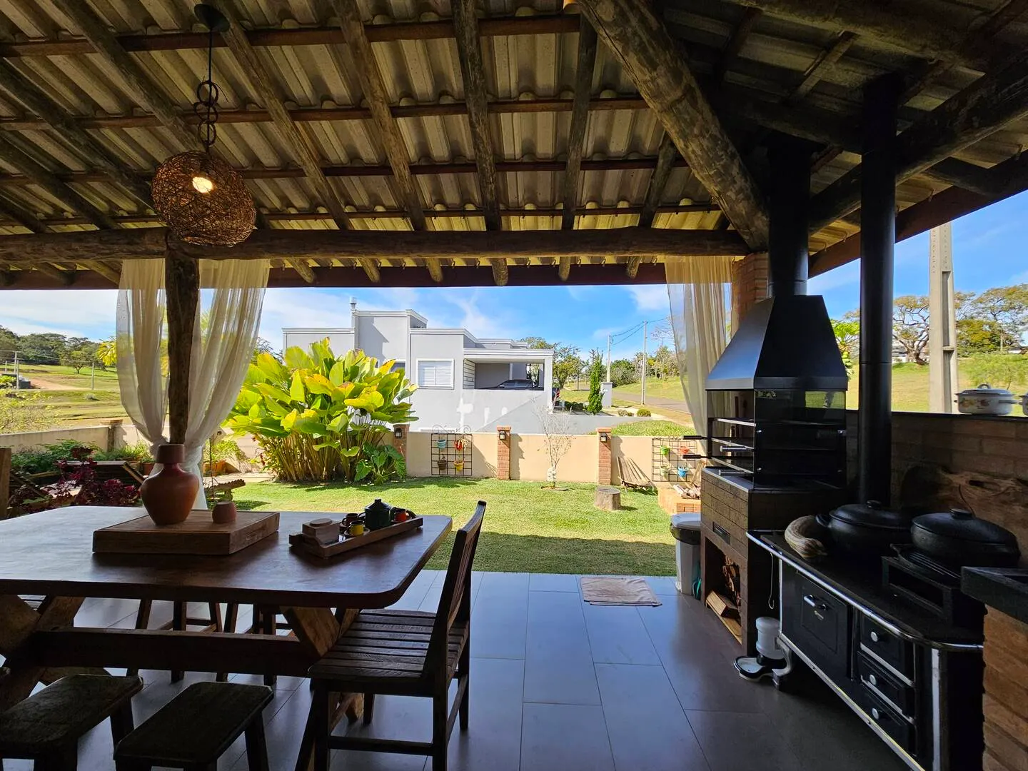 Casa à venda de 432 m² em Paranapanema, SP, Brasil