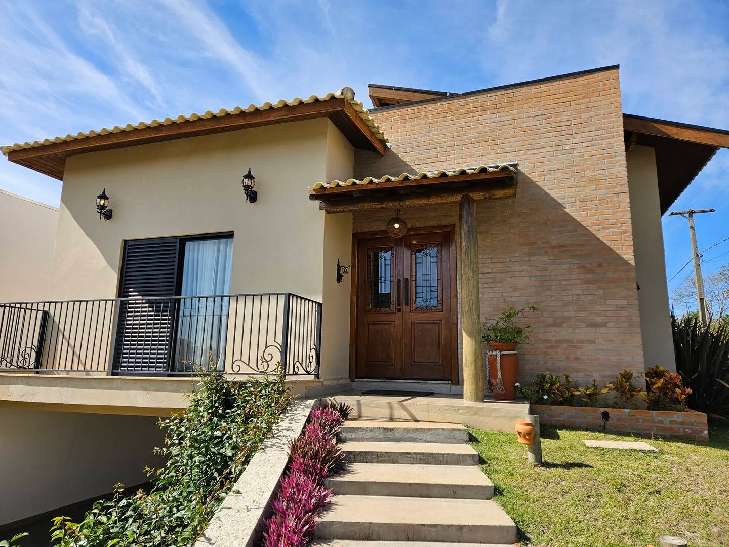 Casa à venda de 432 m² em Paranapanema, SP, Brasil