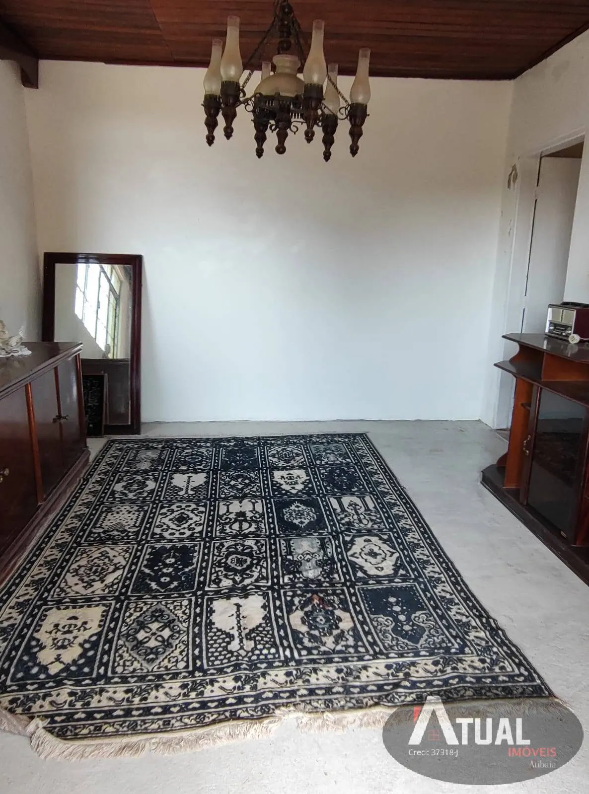 Casa à venda de 1.000 m² em Mairiporã, SP, Brasil