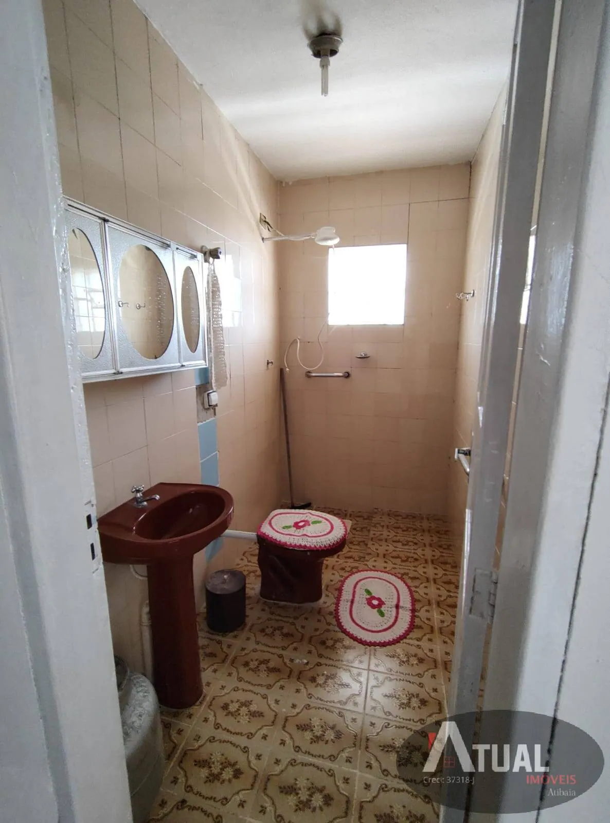 Casa à venda de 1.000 m² em Mairiporã, SP, Brasil