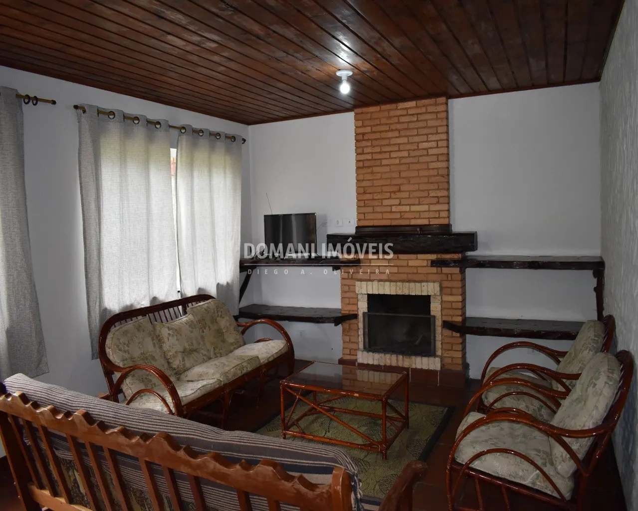 Casa à venda de 420 m² em Campos do Jordão, SP, Brasil