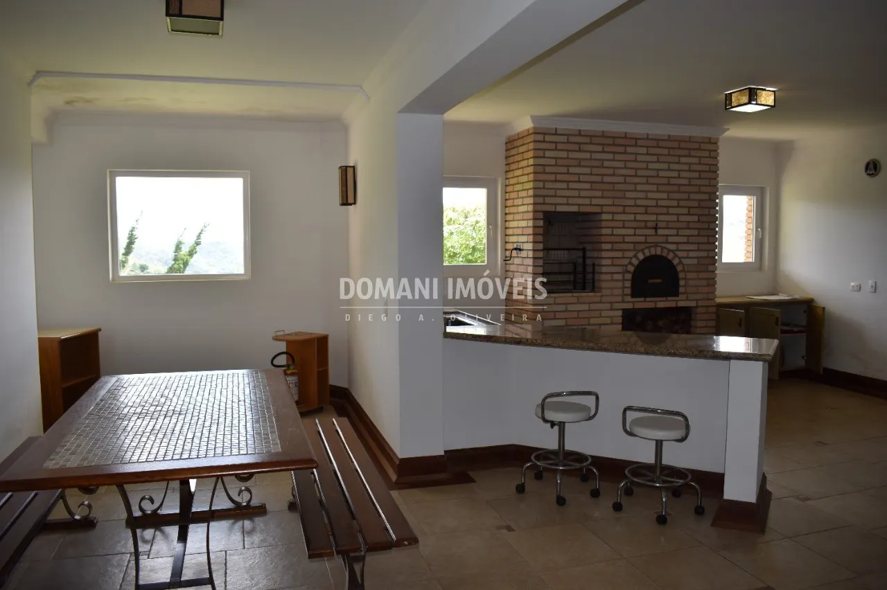Casa à venda de 3.370 m² em Campos do Jordão, SP, Brasil