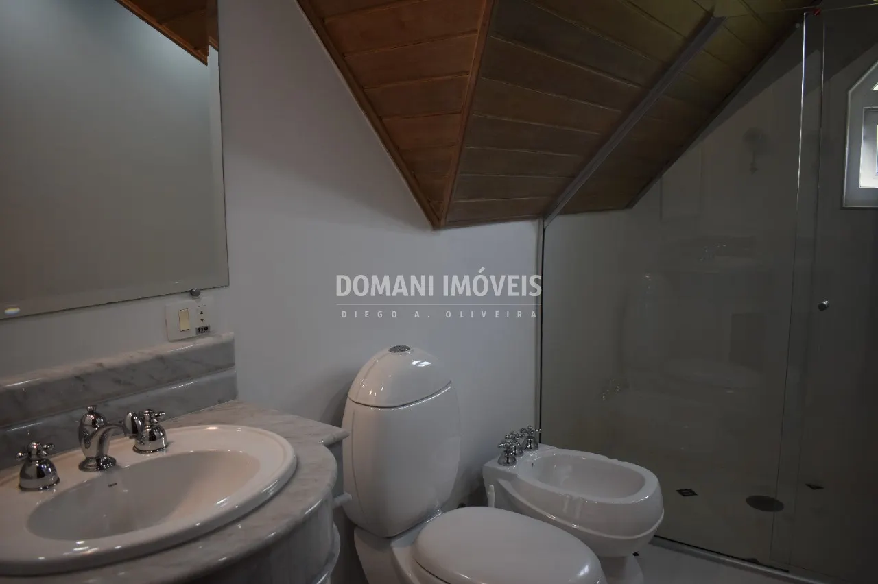 Casa à venda de 3.370 m² em Campos do Jordão, SP, Brasil
