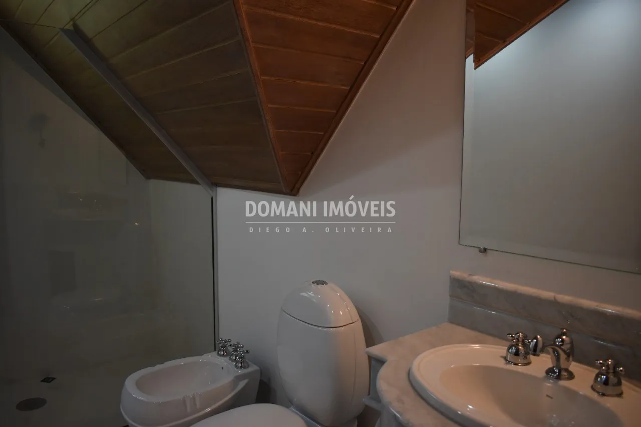 Casa à venda de 3.370 m² em Campos do Jordão, SP, Brasil