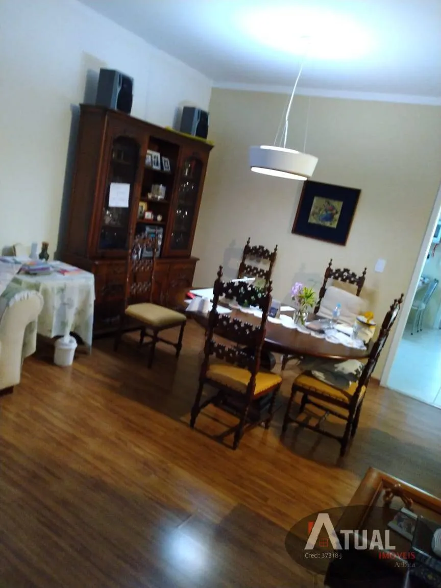 Casa à venda de 1.180 m² em Atibaia, SP, Brasil