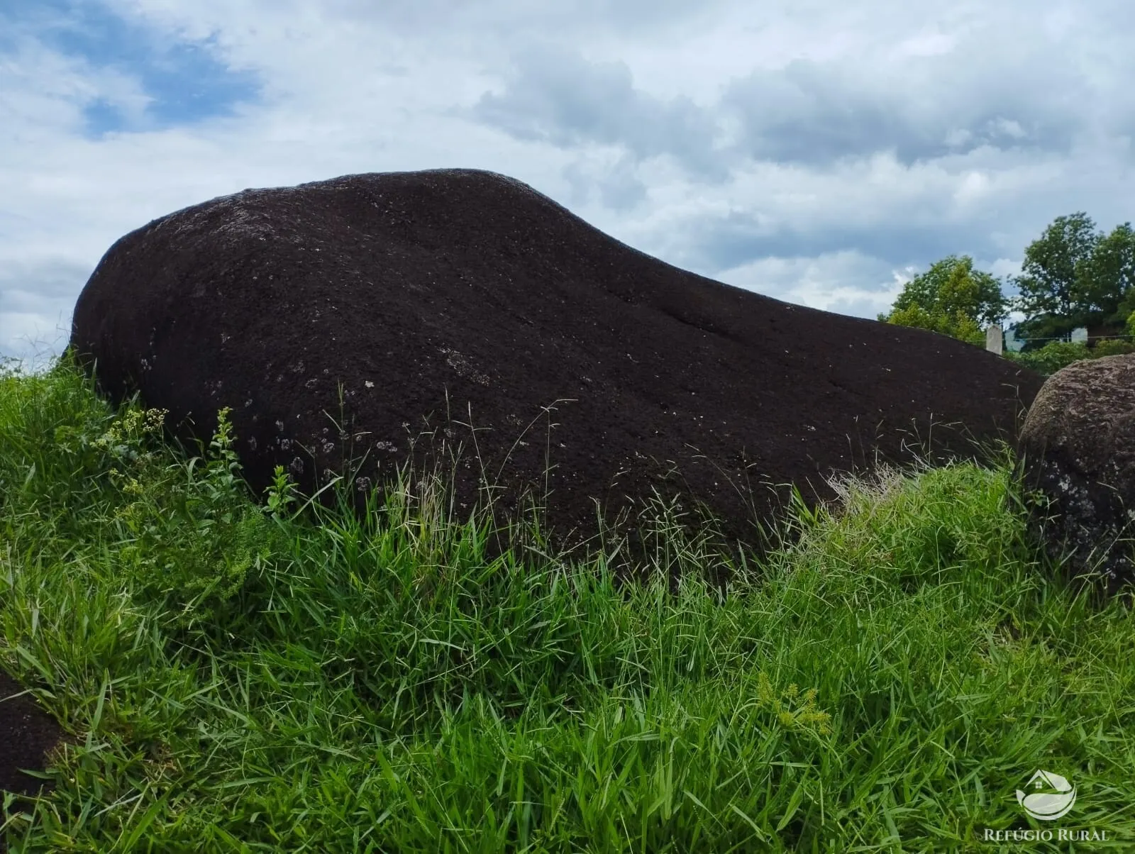 Chácara à venda de 1 ha em São José dos Campos, SP, Brasil