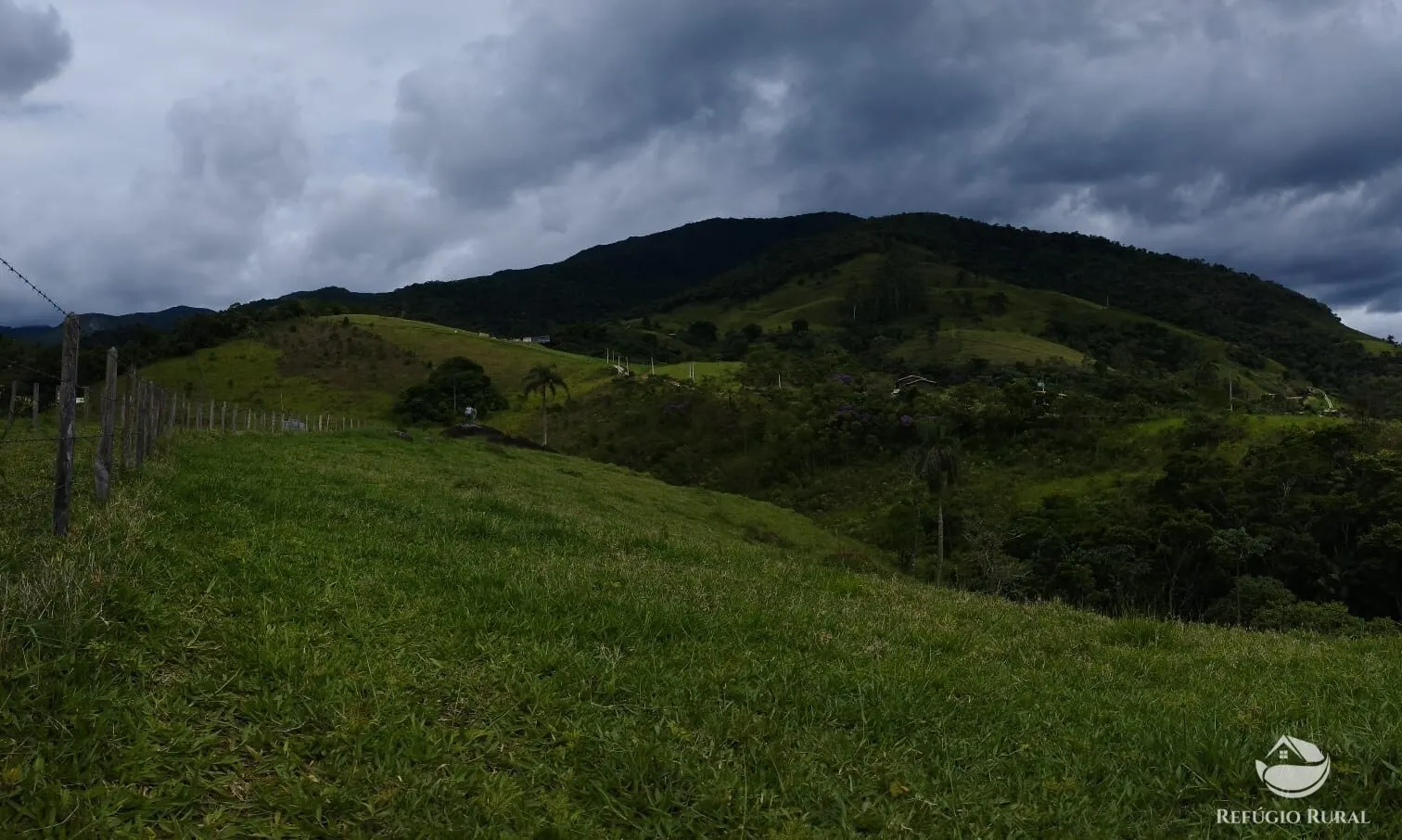 Chácara à venda de 1 ha em São José dos Campos, SP, Brasil