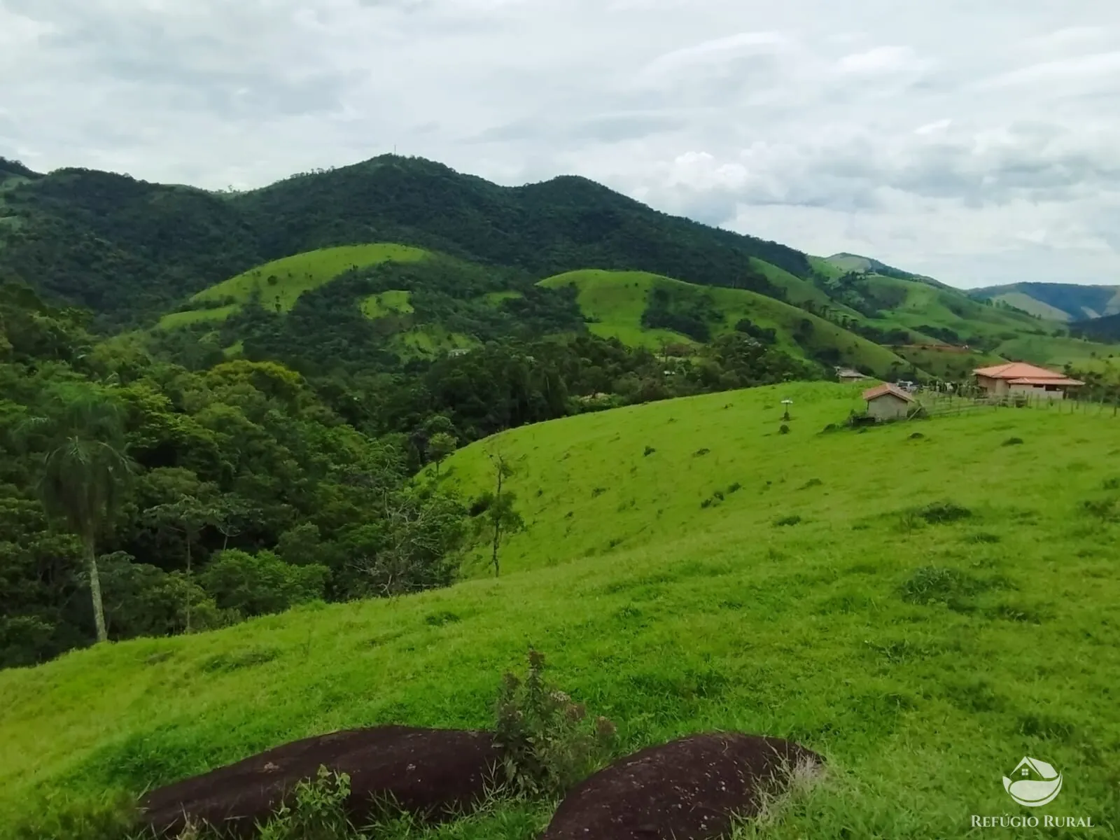 Chácara à venda de 1 ha em São José dos Campos, SP, Brasil