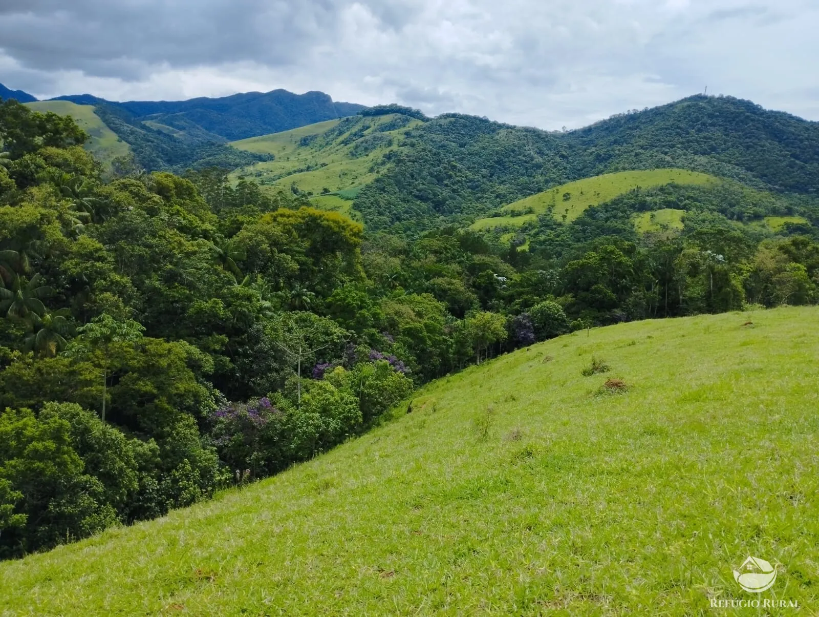 Chácara à venda de 1 ha em São José dos Campos, SP, Brasil