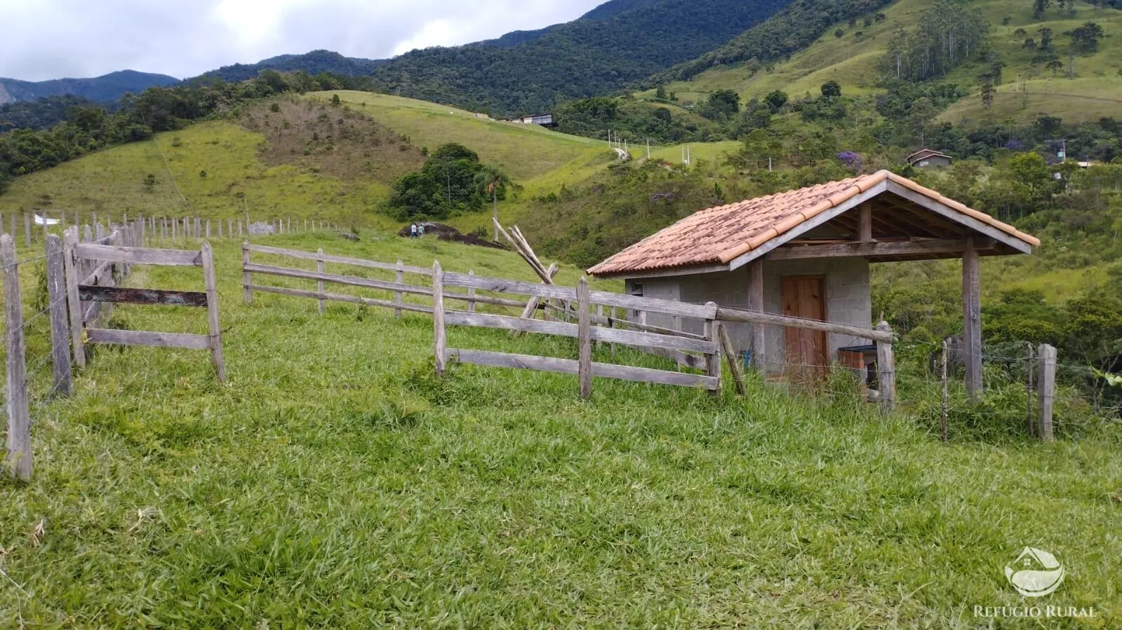 Chácara à venda de 1 ha em São José dos Campos, SP, Brasil