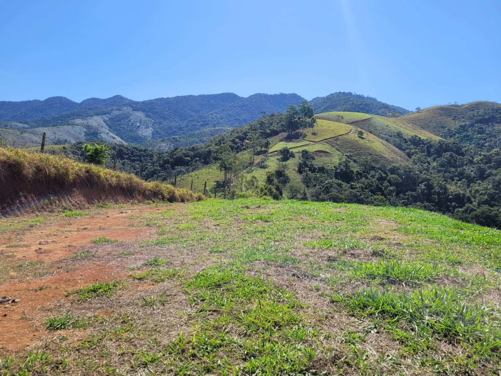 Terreno à venda de 2 ha em São José dos Campos, SP, Brasil