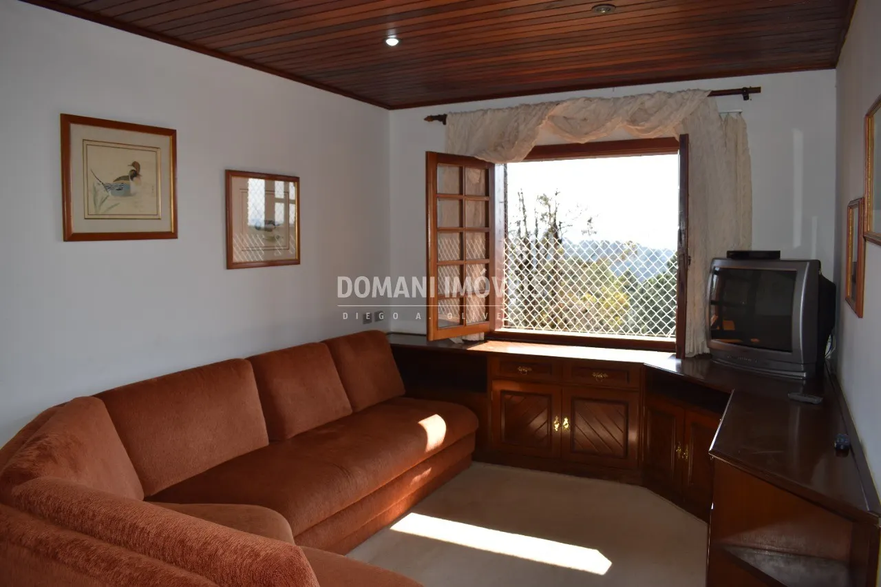 Casa à venda de 3.380 m² em Campos do Jordão, SP, Brasil