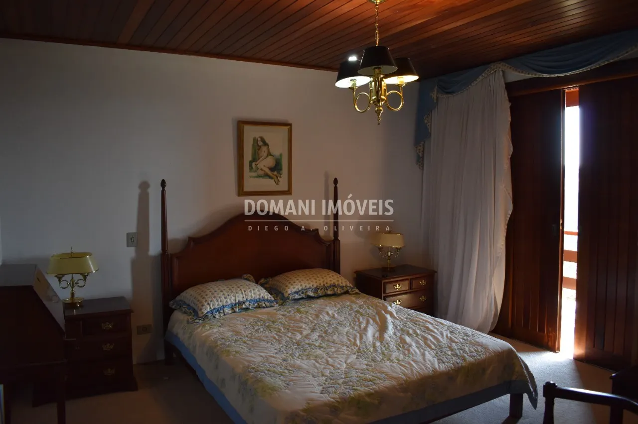 Casa à venda de 3.380 m² em Campos do Jordão, SP, Brasil
