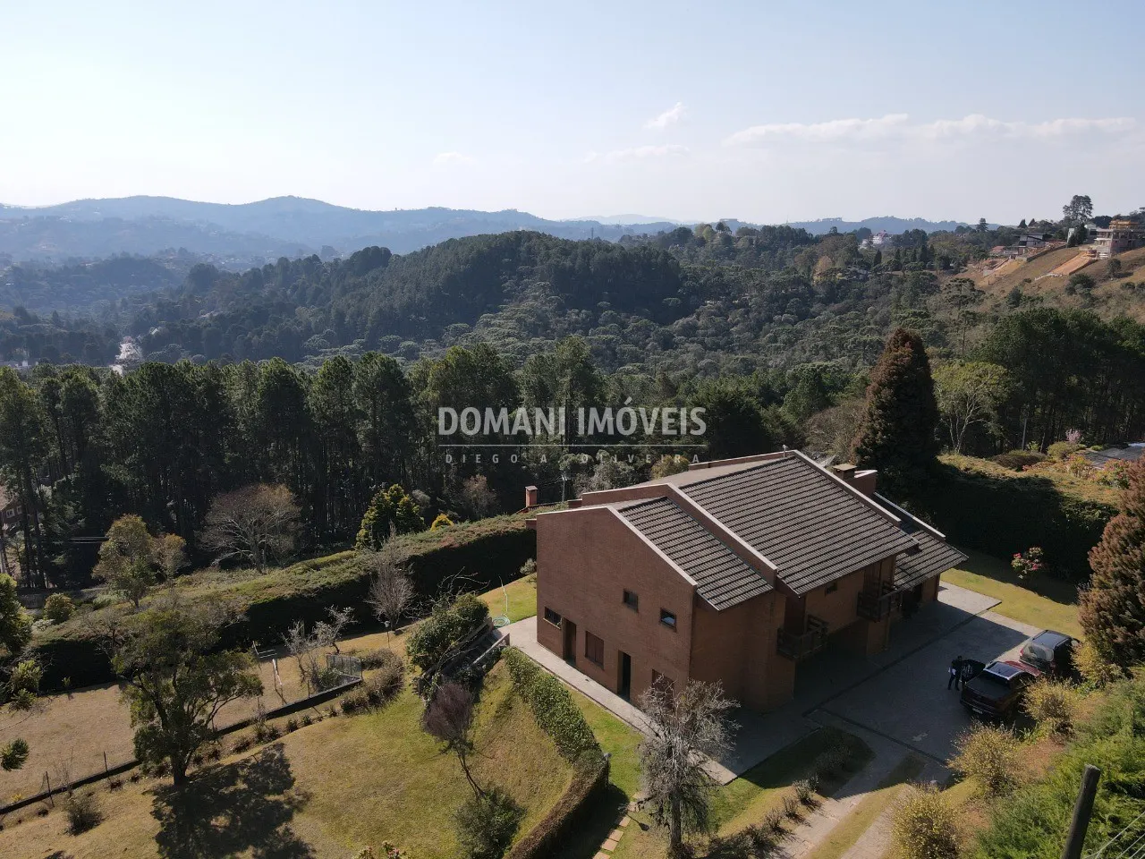 Casa à venda de 3.380 m² em Campos do Jordão, SP, Brasil