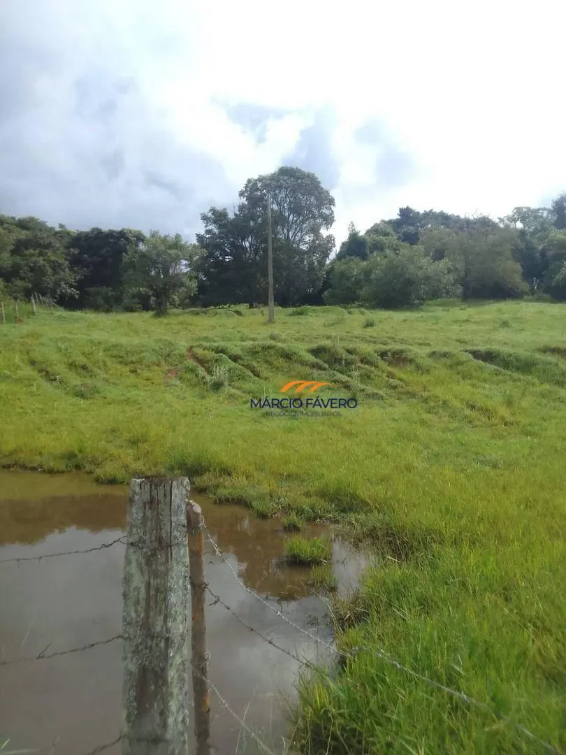 Fazenda à venda de 102 ha em Cássia dos Coqueiros, SP, Brasil